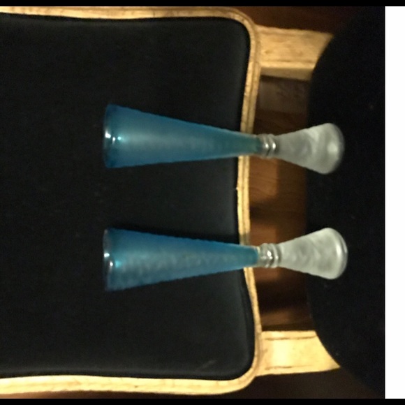 2 New Italian Glass Champagne Flute Blue Clear 9 3/4” Tall - Picture 4 of 16